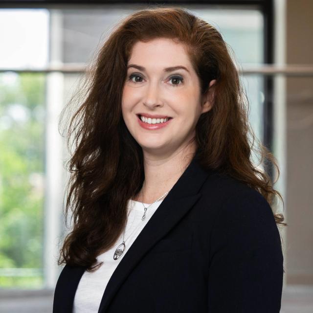 Assistant professor of journalism Chelsea Horne headshot